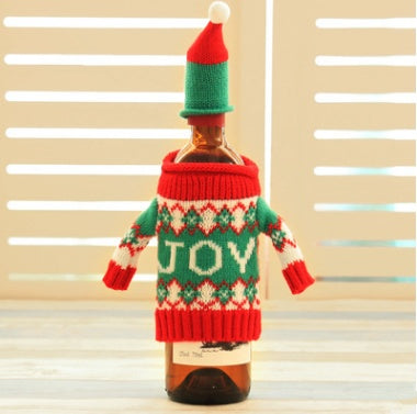 Festive Knitted Christmas Bottle Set – Holiday Wine and Gift Covers