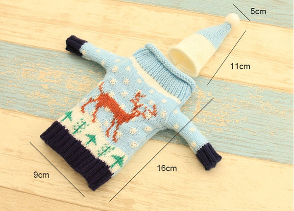 Festive Knitted Christmas Bottle Set – Holiday Wine and Gift Covers